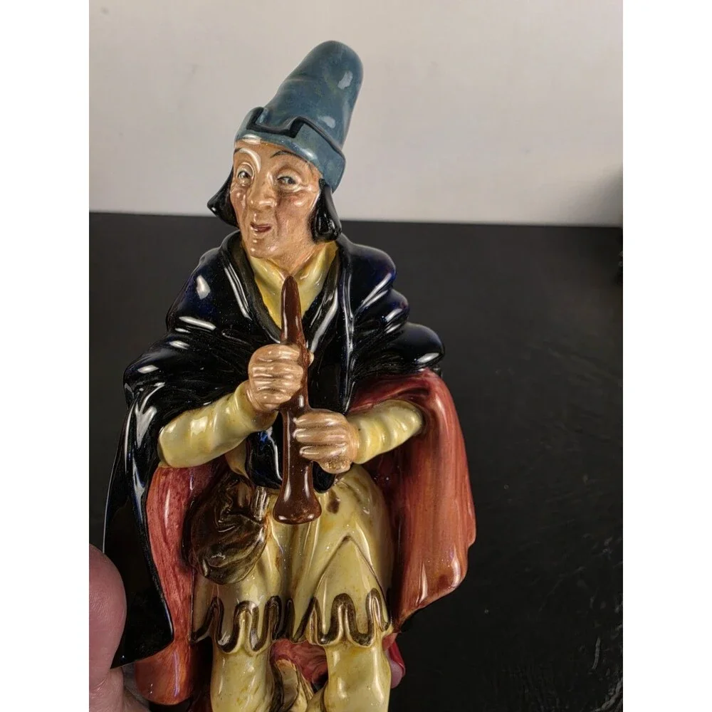 Vintage Royal Doulton England HN 2102 The Pied Piper- RARE